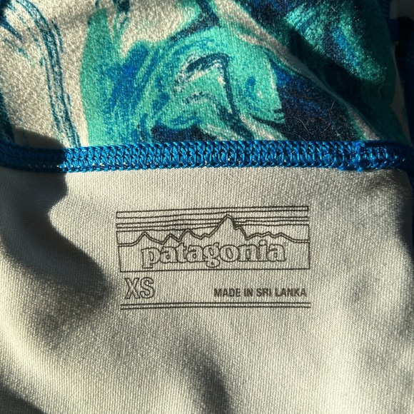 PATAGONIA Capri Leggings Marble Blue Teal Size XS Women’s - Picture 4 of 5